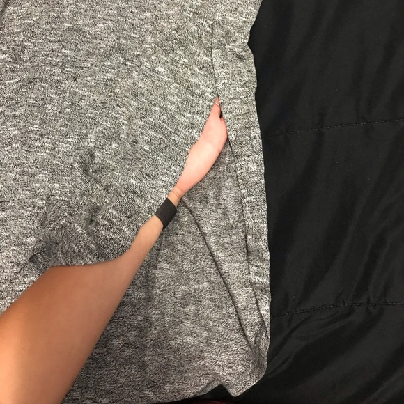 Grey top - Picture 3 of 3